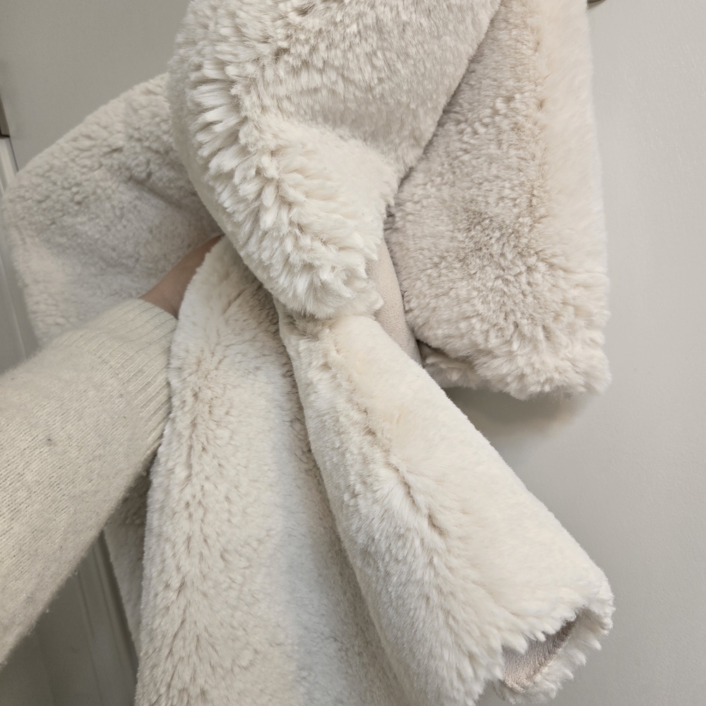 Faux Fur Rectangle Rug, Ivory - Picture 7 of 12